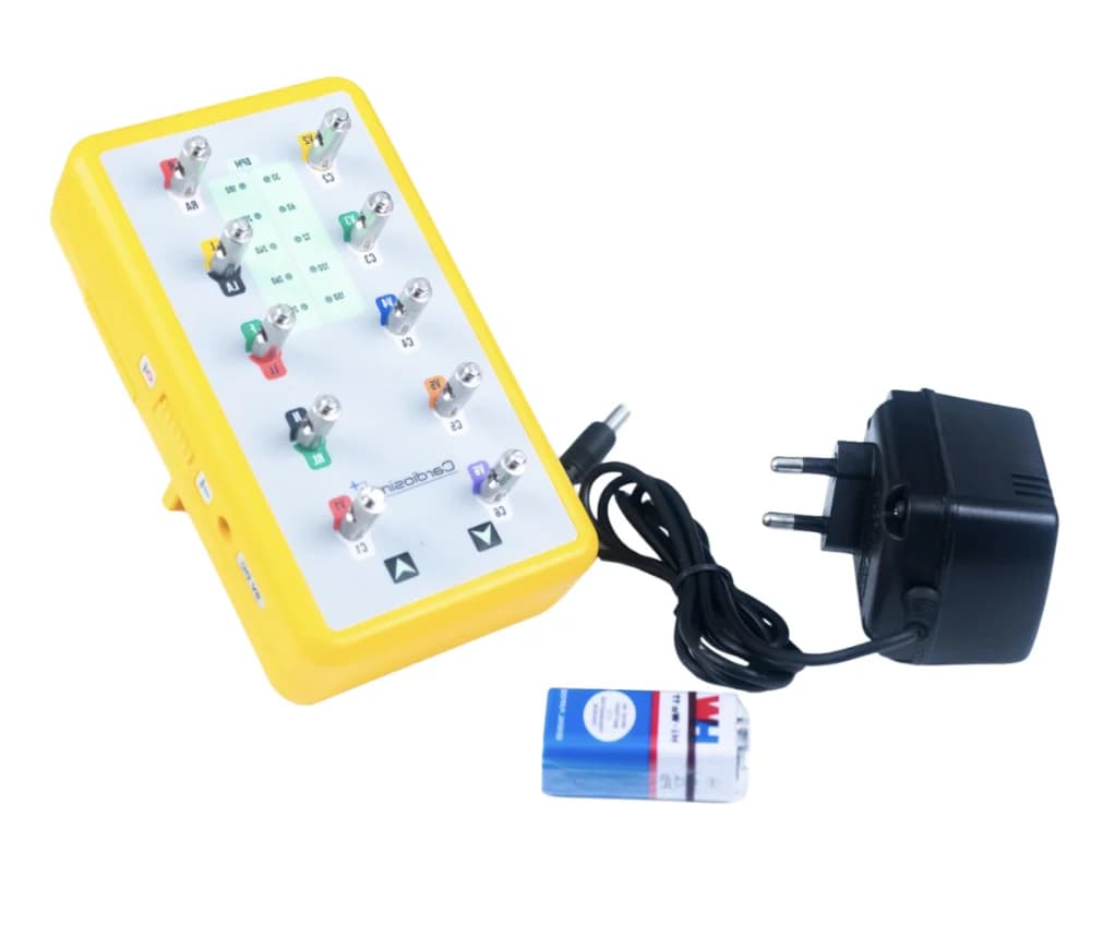 ECG Simulator (Cardiosim I Plus) — view 1